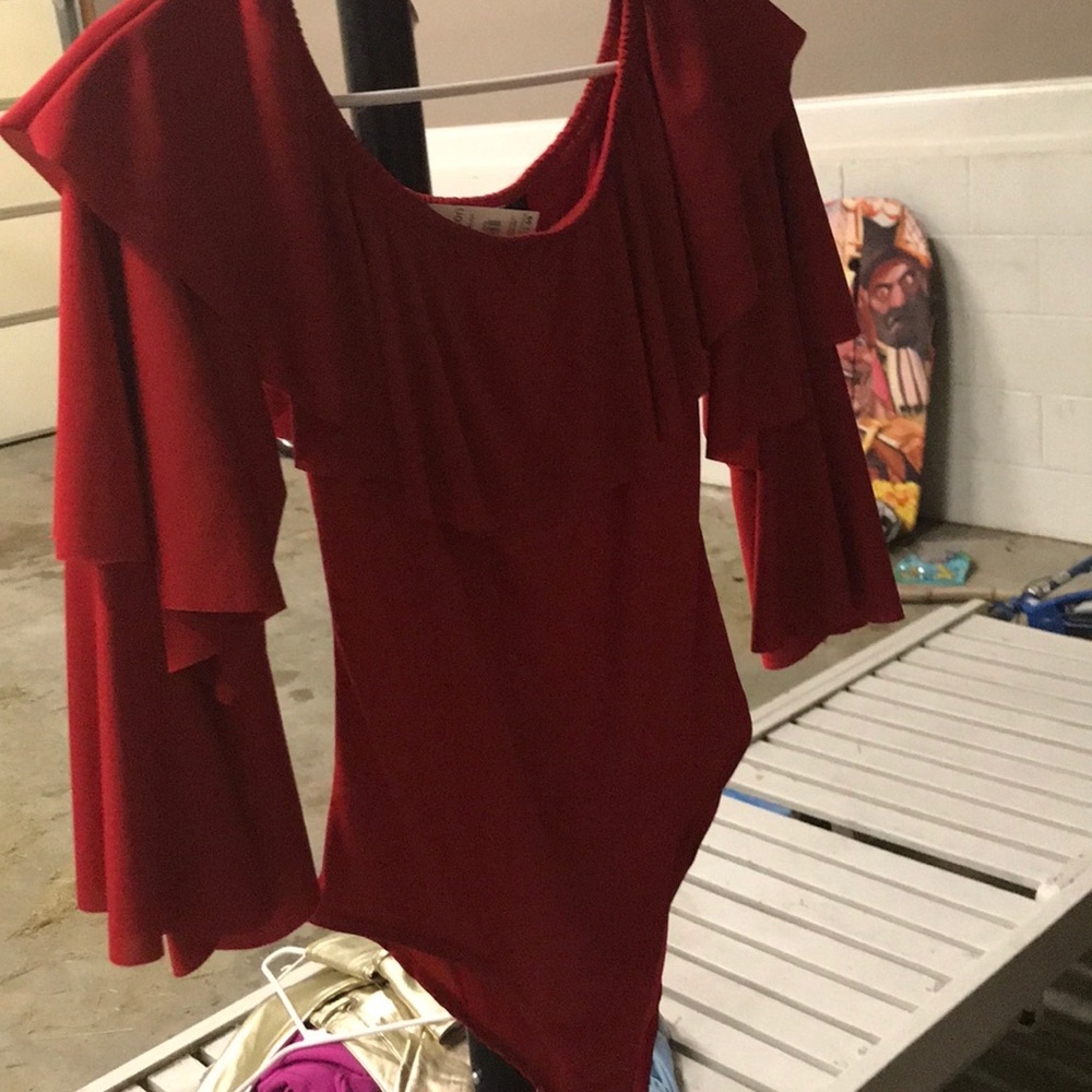 Red bodysuit - Picture 4 of 4